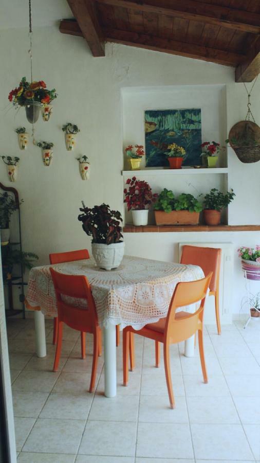 By The Sea In Scario Apartment Exterior foto